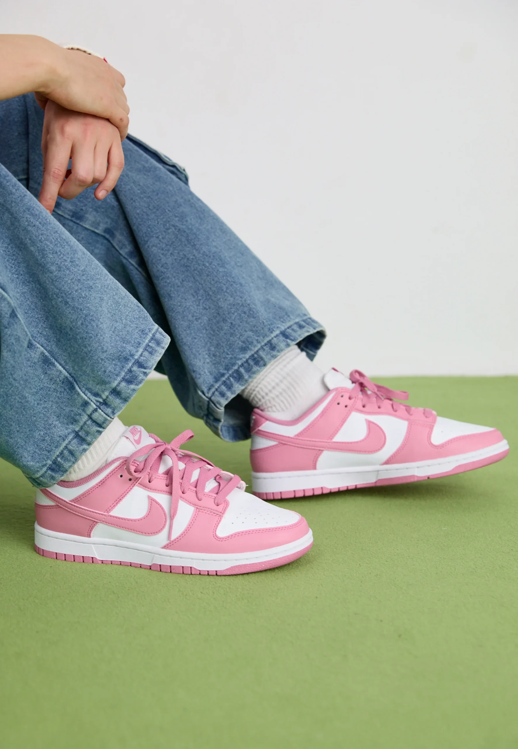 NIKE DUNK LOW