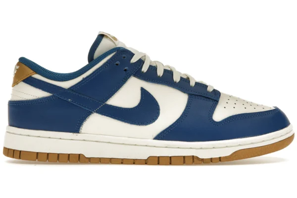 Nike Dunk Low Kansas City Royals (Women's)
