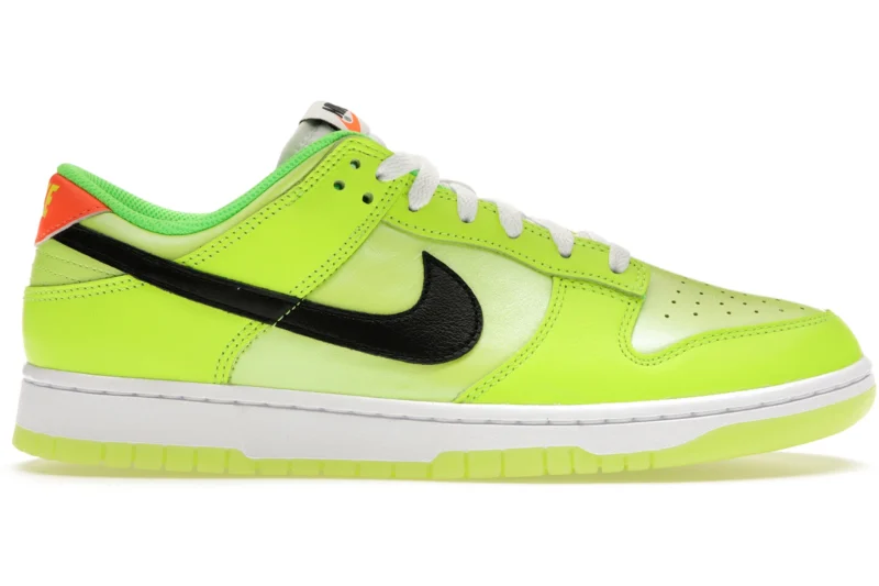 Nike Dunk Low SE Splash Volt