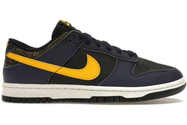 Nike Dunk Low Vintage Michigan