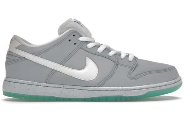 Nike SB Dunk Low Marty McFly