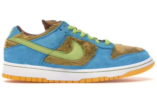 Nike SB Dunk Low Baby Bear