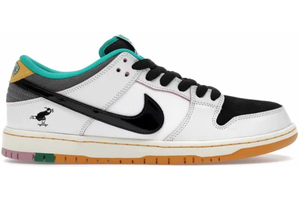 Nike SB Dunk Low CSEF