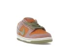 Nike SB Dunk Low Red Stardust