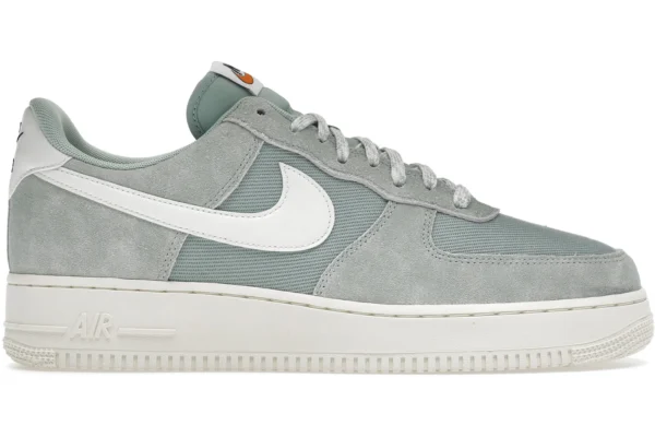 Nike Air Force 1 Low '07 LV8 Certified Fresh Enamel Green