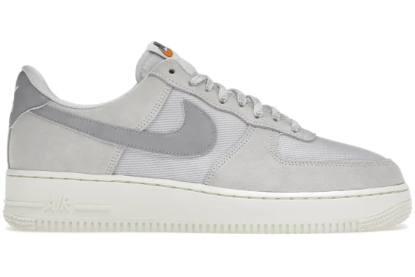 Nike Air Force 1 Low '07 LV8 Vintage Certified Fresh Photon Dust Sail