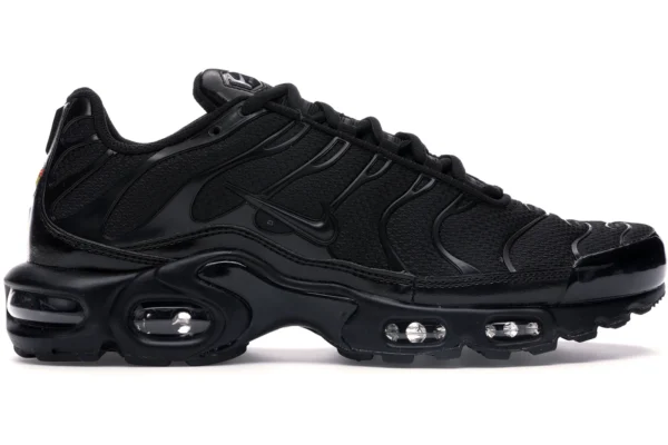 Nike Air Max Plus Triple Black